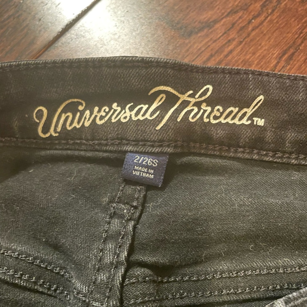 Universal Thread Black Ripped Jeans - Picture 3 of 7